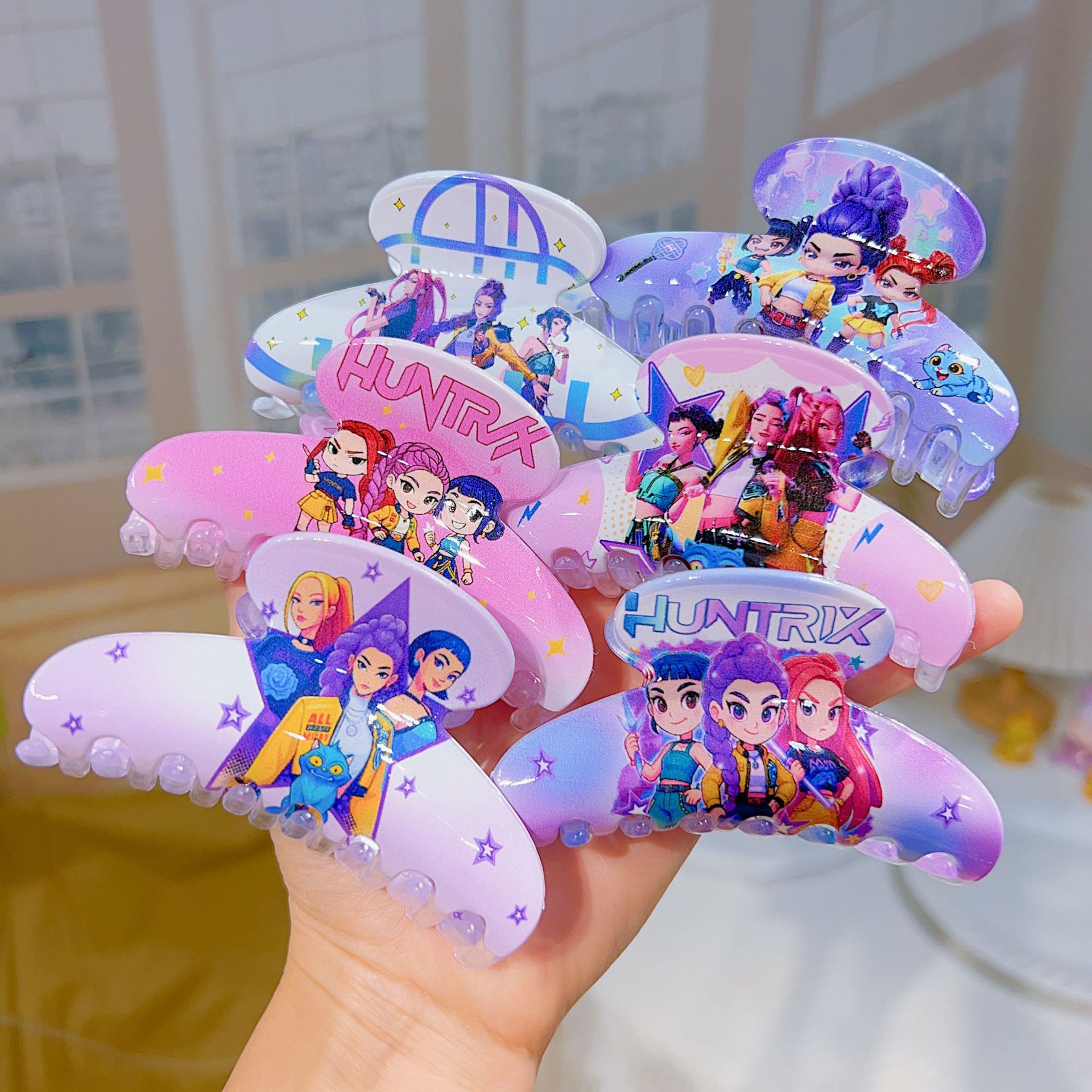 Hair Bundles - 2026年最新アニメヘアクリップ、狩猟魔女グループの爪型クリップ、かわいいプラスチック製ヘアアクセサリー、子供と女の子へのスタイリッシュなギフト